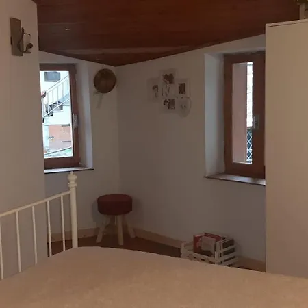 Ca' Du Barbe: Tra Le Alpi E Il Mare Villa Mendatica Exterior photo